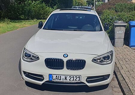 BMW 118d 118 1er+Diesel+(5-Türer)++Sport+Line