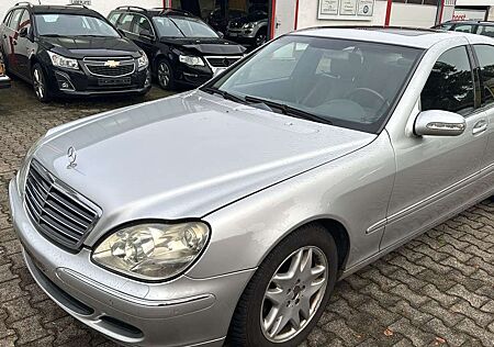 Mercedes-Benz S 320 CDI (220.025)