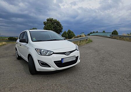 Hyundai i20 5-Türer 1.2 Fifa World Cup Edition