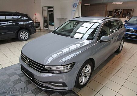 VW Passat Variant Volkswagen Business, Kamera, Ergo Sitze, Navi, App Con.