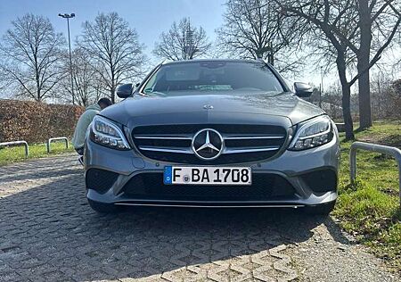 Mercedes-Benz C 200 T d (205.211)