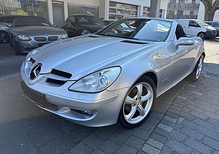 Mercedes-Benz SLK 200 Roadster Kompr.,Automatik,Leder,PDC v&h