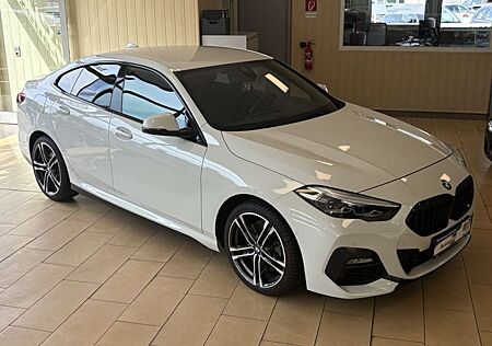 BMW 220 i M Sport Shadow-Line Navi Carplay