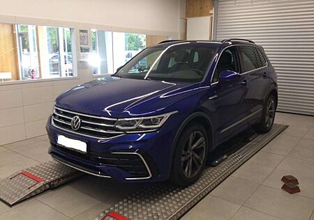 VW Tiguan Volkswagen 2.0 TDI R-LINE MATRIX AHK NAVI LED FAHRASSI