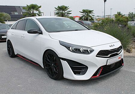 Kia Pro_ceed ProCeed / pro_cee'd ProCeed GT, Facelift, 1.Hand, 19Zoll, Bastuck