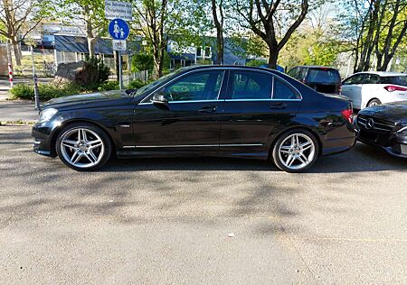 Mercedes-Benz C 200 C200 (AMG-Paket) CGI BlueEfficiency