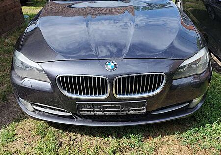 BMW 535d 535 xDrive Touring Sport-Aut.
