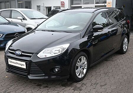 Ford Focus Turnier Trend*scheckheft*gepflegt*Alu*PDC