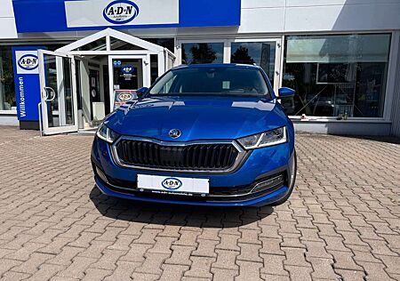 Skoda Octavia Combi 2.0 TDI Style DSG *Virtual*HUD*