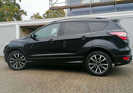 Ford Kuga 1.5 EcoBoost 2x4 ST-Line