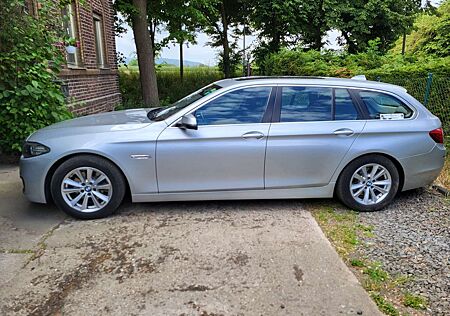 BMW 520d 520 xDrive Touring Aut. Modern Line