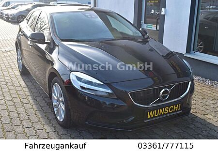 Volvo V40 Momentum