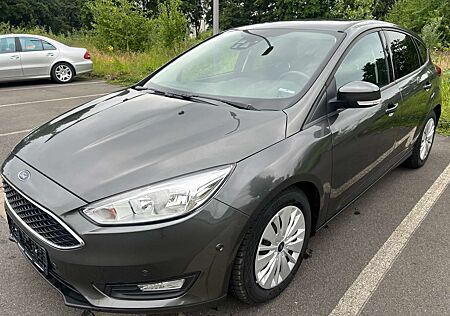 Ford Focus Business