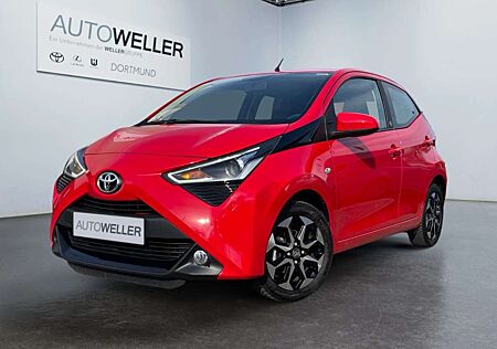 Toyota Aygo x-play Team D *CarPlay*Kamera*Bremsassistent*