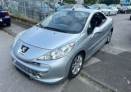 Peugeot 207 CC / Automatik / Leder