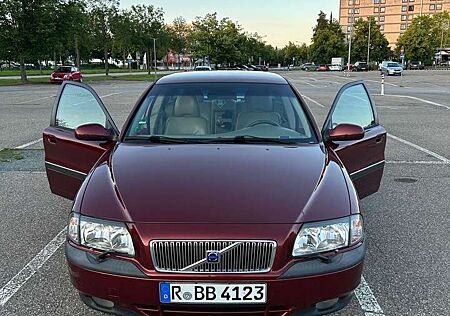 Volvo S80 2.4