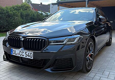 BMW 540i 540 xDrive M-Sport Laser HUD HK Sound DAP AHK