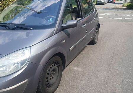 Renault Scenic 2.0 16V Luxe Privilege