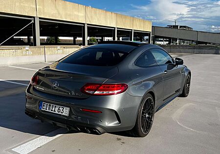 Mercedes-Benz C 63 AMG Coupe S Speedshift 7G-MCT