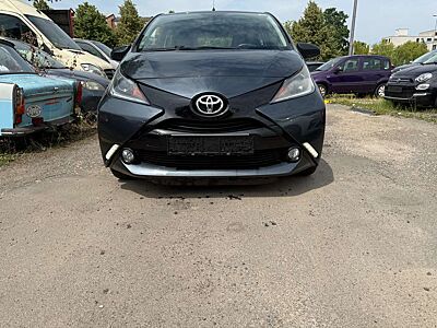 Toyota Aygo Aygo 5-Türer x-shift x-cite
