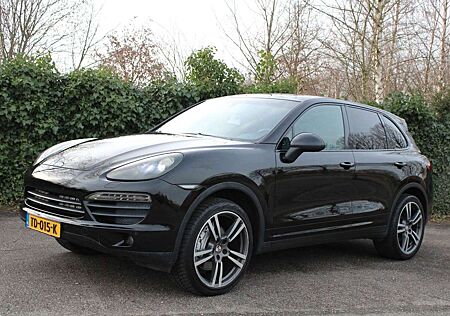 Porsche Cayenne 4.8 S Tiptronic S 2010 V8 400 PS Schwarz