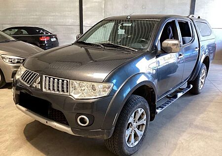 Mitsubishi L200 Invite Doppelkabine 4WD