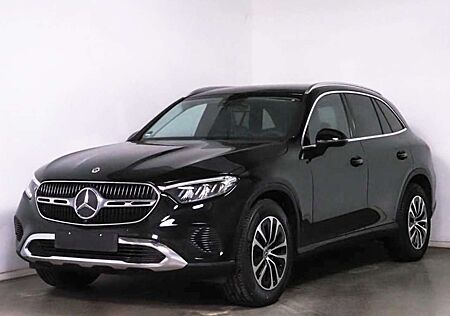 Mercedes-Benz GLC 220 d 4M Avantgarde RüKam+LED+AHK+Sitzhzg