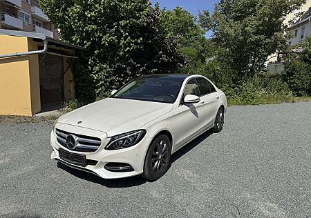 Mercedes-Benz C 250 d LED*Distr.*Pano*HuD*Burm.*Comand*RFK
