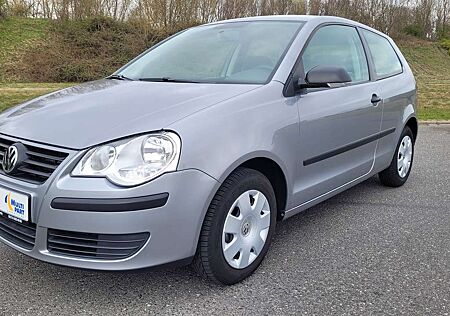 VW Polo Volkswagen 1.2 Trendline "erst 25.218 KM-Neuzustand !"