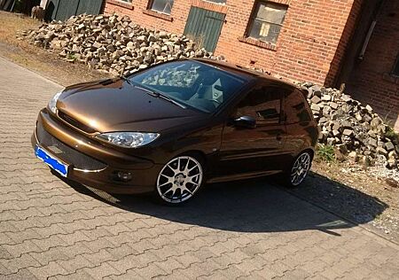 Peugeot 206 RC 180