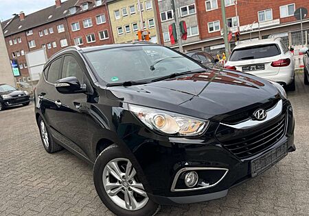 Hyundai ix35 Style 4WD 2.0CRDI*NAVi*KAMERA*AHK*4XSHZ*KEYLESS