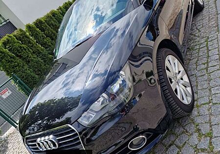 Audi A1 1.4 TFSI 119g S tronic Ambition