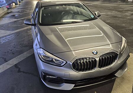 BMW 118 | Neue Allwetterreifen+TÜV 28
