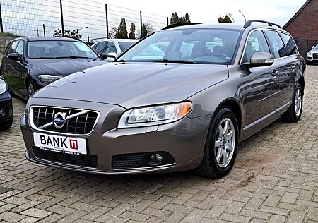 Volvo V70 Kombi Momentum/Shz/Leder/Automatik/AHK/Navi/