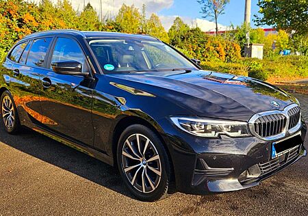 BMW 320i 320 Touring Aut.Advantage