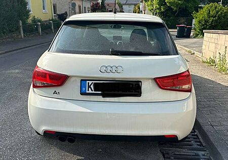 Audi A1 ambition*s line*Inspektion*neu*122 PS*