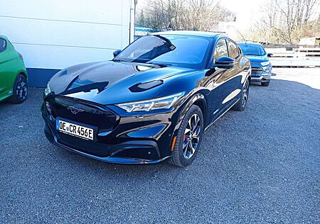 Ford Mustang Mach-E Premium *Pano*