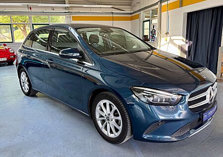 Mercedes-Benz B 200 Style Multibeam LED Car Play Totwinkel Spur