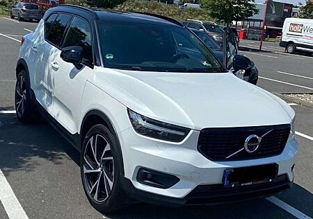 Volvo XC 40 XC40 T3 R Design 2WD AK