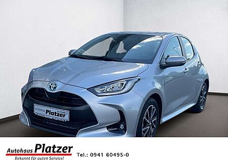 Toyota Yaris 1,5 l Hybrid Team D inkl. Comfortpaket LED Apple C
