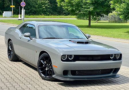 Dodge Challenger 6,4 SRT Shaker Schalt Nav Leder LED