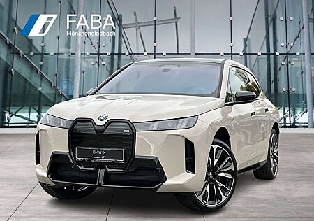 BMW iX M70 xDrive Innovationspaket B&W Surround