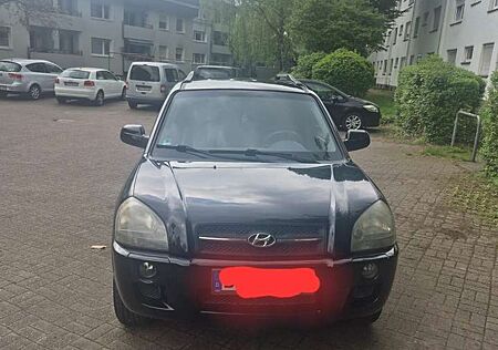 Hyundai Tucson 2.0 GLS (2WD)