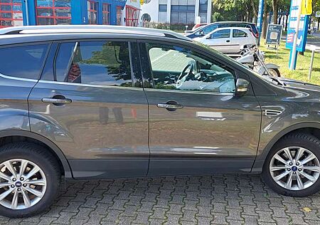 Ford Kuga 2.0 TDCi 4x4 Aut. Titanium