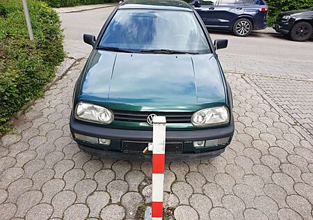 VW Golf Volkswagen 1.8 GT
