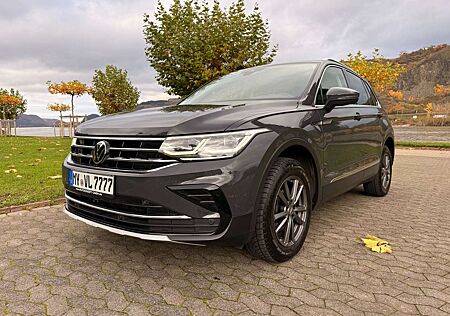 VW Tiguan Volkswagen 2.0 TDI SCR 4MOTION DSG Elegance