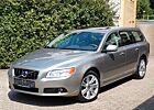 Volvo V70 T5 Kombi/Schiebedach/Leder/Multi./Temp./AHK