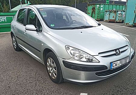 Peugeot 307 (mit viel TÜV)