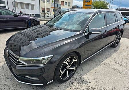 VW Passat Variant Volkswagen Elegance 4Motion 2,0 TDI R-LINE