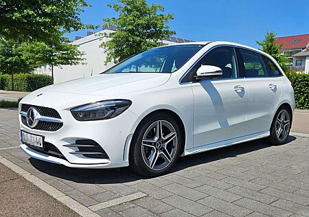 Mercedes-Benz B 220 AMG Line Standheizung Distronic PLUS Ambientelicht